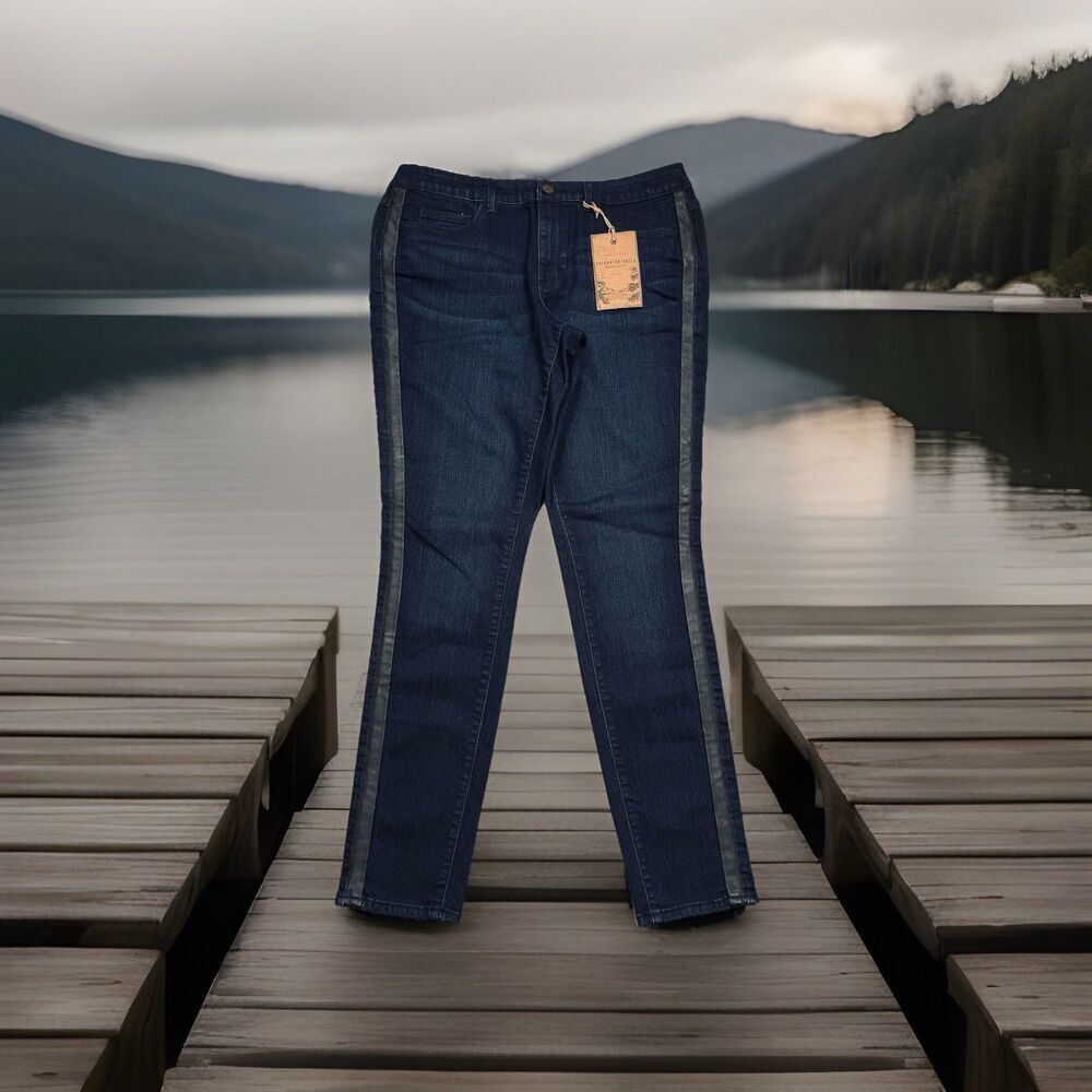 Coldwater Creek Natural Fit Tuxedo Jeans 12 (32x30) Blue Skinny Leg Womens NWT